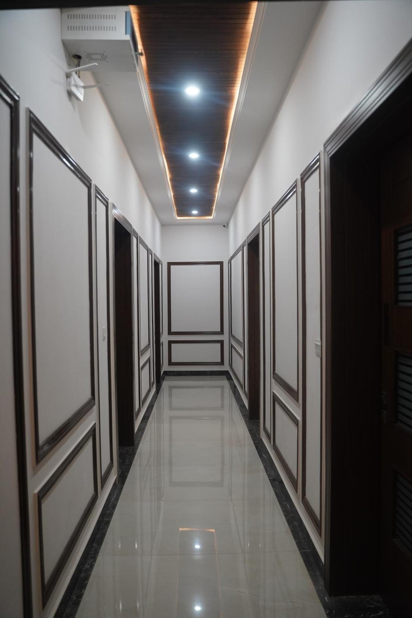 Swarg Hotel Sahiwal Екстер'єр фото